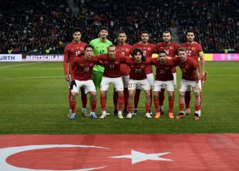 A Ulusal Grup liderlik için Galler’de: Muhtemel 11