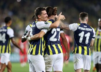 Adana Demirspor – Fenerbahçe maçı ne vakit, saat kaçta, hangi kanalda? (İlk 11)