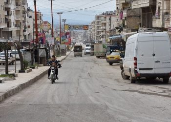 Afrin’de bombalı akın: 15 yaralı