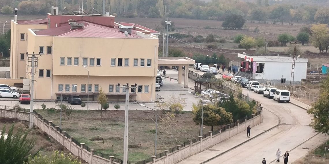 Akrabaların arazi arbedesinde kan aktı: 1 meyyit, 1 yaralı