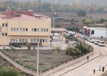 Akrabaların arazi arbedesinde kan aktı: 1 meyyit, 1 yaralı