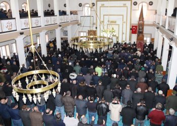 Akşam namazı ne vakte kadar kılınır?