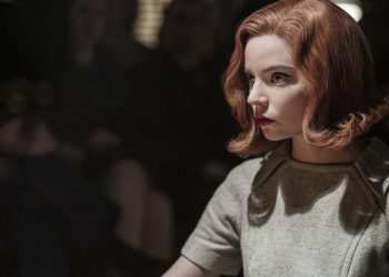 Altın Küre ödüllü The Queen’s Gambit sahneye taşınıyor