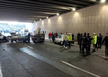 Ankara’da 14 araç birbirine girdi: Yaralılar var