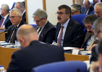 Bakan Tekin: Eğitim sistemini yapılandırıyoruz