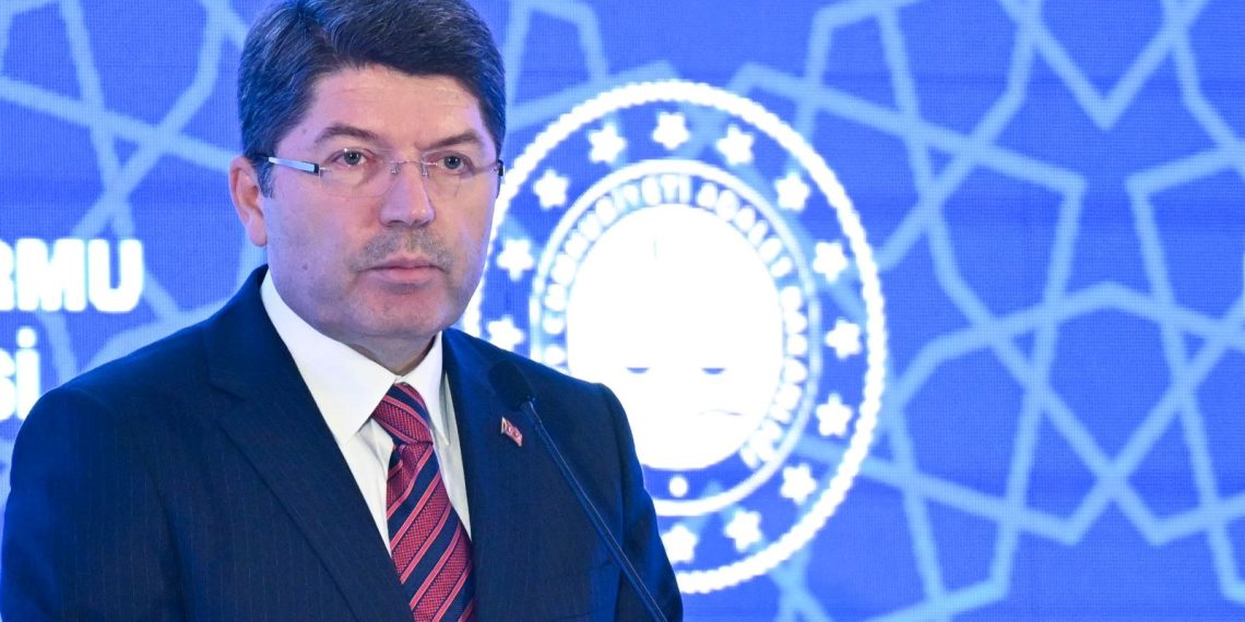 Bakan Tunç: İki yüksek mahkeme ortasında görüş farkı var