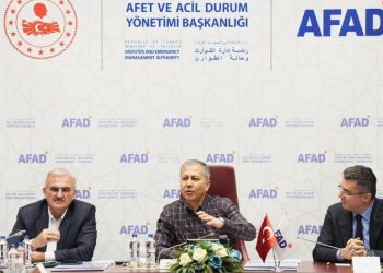 Bakan Yerlikaya, AFAD ile kıymetlendirme toplantısı gerçekleştirdi