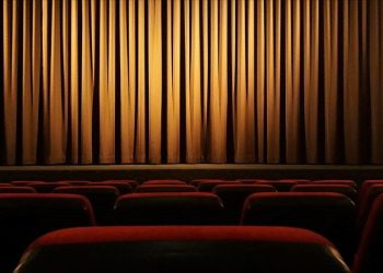 Başşehrin kent tiyatroları yenilendi