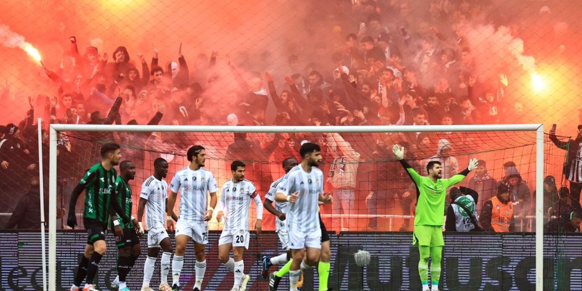 Beşiktaş, Sakaryaspor karşısında Rebic ve Onur Bulut’un golleriyle kazandı