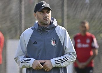 Beşiktaş’ta Burak Yılmaz istifa etti