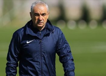 Beşiktaş’ta İstek Çalımbay’ın birinci 11’i şekilleniyor