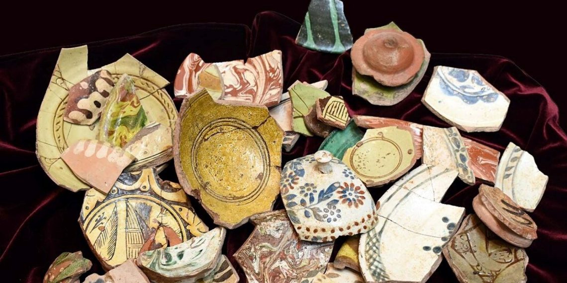 Bozcaada Kalesi’ndeki hafriyatlar Geç Tunç Çağı’nda yerleşim bulgusunu ortaya çıkardı