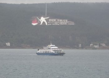 Bozcaada’da birtakım feribot seferlerine fırtına mahzuru