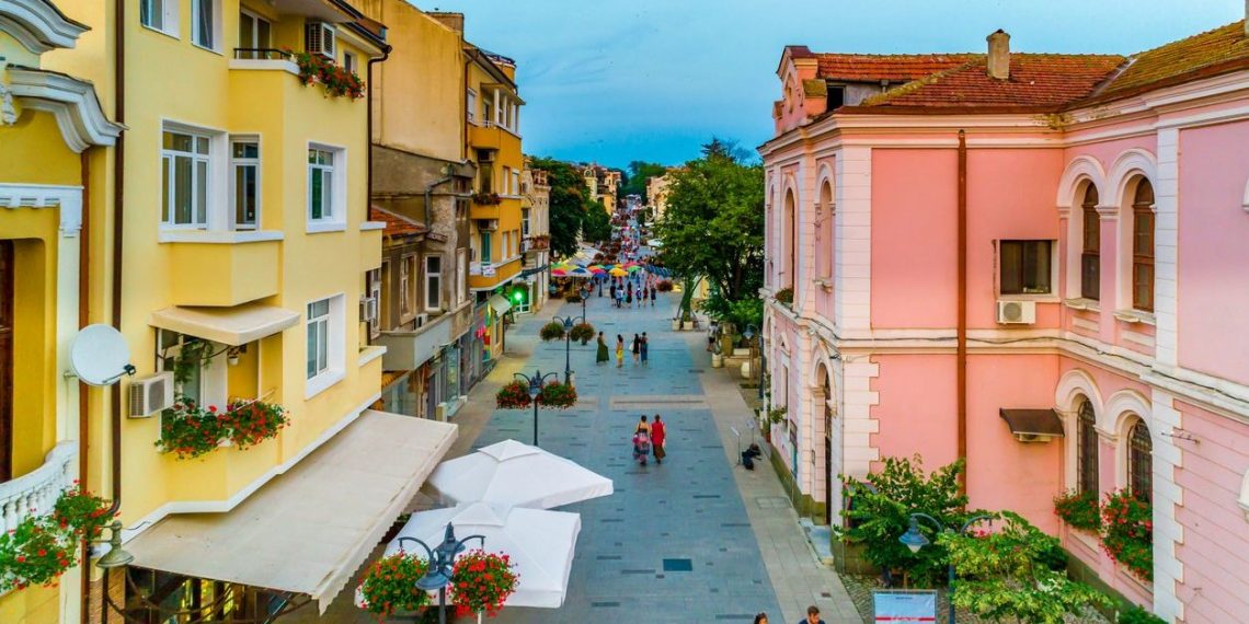 Bulgaristan nüfusu gitgide azalıyor