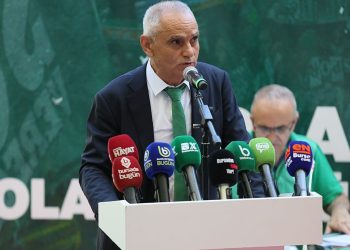 Bursaspor Lideri Recep Günay: Menajerler kulüplerin kasalarını boşaltıyor