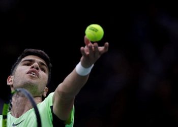 Carlos Alcaraz mağlubiyetle başladı