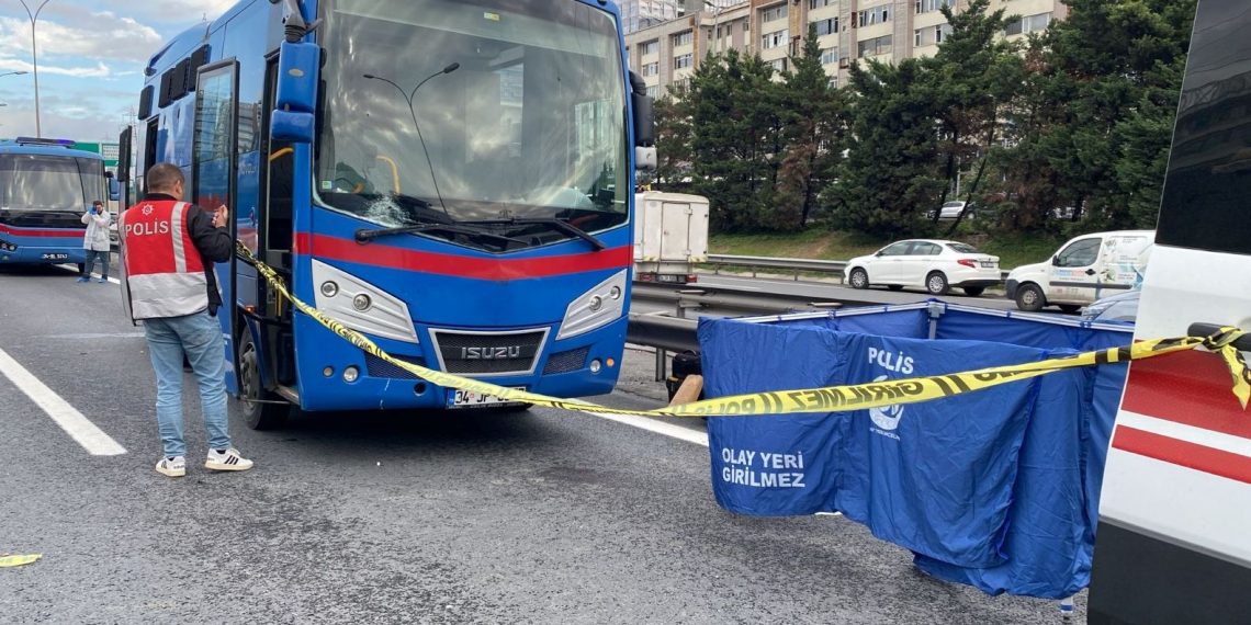 Cezaevi aracının çarptığı bayan öldü