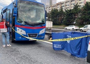 Cezaevi aracının çarptığı bayan öldü