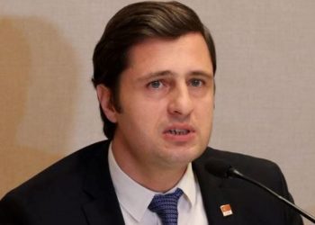 CHP Parti Sözcüsü Deniz Yücel oldu: Deniz Yücel kimdir?