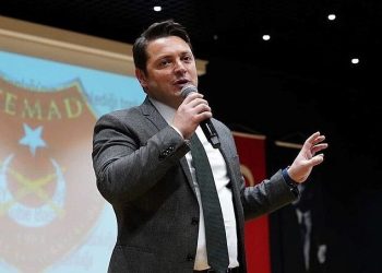 CHP Yüksek Disiplin Şurası başkanlığına Turan Taşkın Özer seçildi