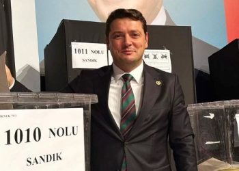 CHP Yüksek Disiplin Şurası (YDK) lideri Turan Taşkın Özer kimdir?