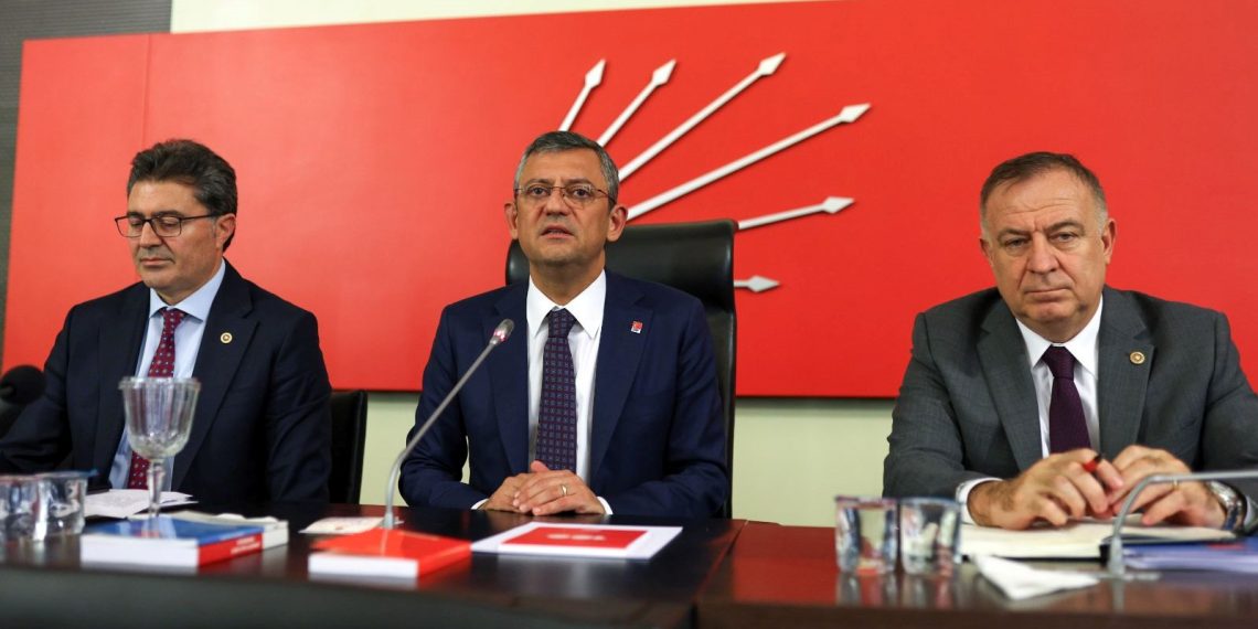 CHP’nin 81 vilayet liderinden “tüzük kurultayı” talebi