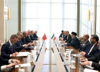 Cumhurbaşkanı Erdoğan, İranlı mevkidaşı ile görüştü