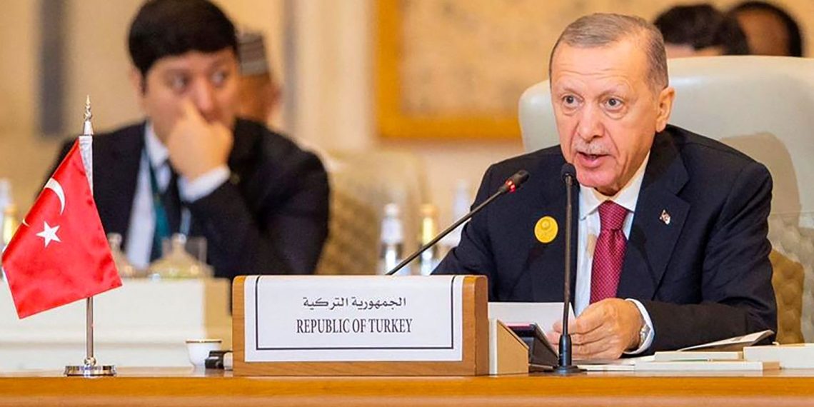 Cumhurbaşkanı Erdoğan yurda döndü