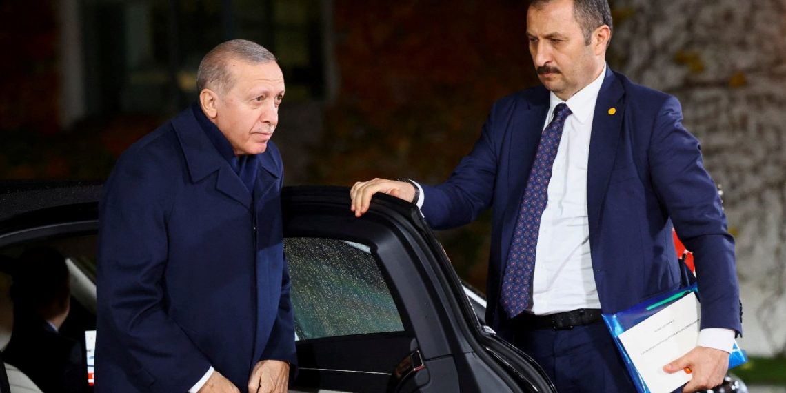 Cumhurbaşkanı Erdoğan yurda döndü