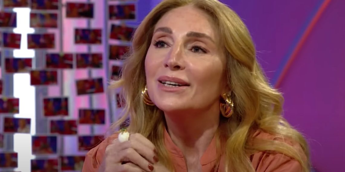 Dilek Hanif Apayrı Sohbetler’de: Tasarımlarımı kimin giydiği çok değerli