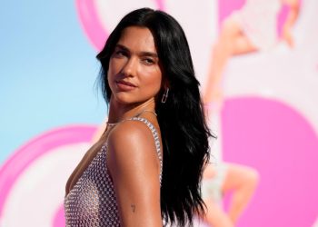 Dua Lipa yeni albümü için tam 97 müzik yazdı