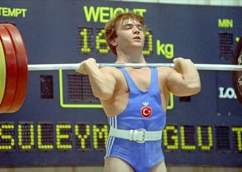 Dünya sporunun unutulmaz ismi: “Cep Herkülü” Naim Süleymanoğlu
