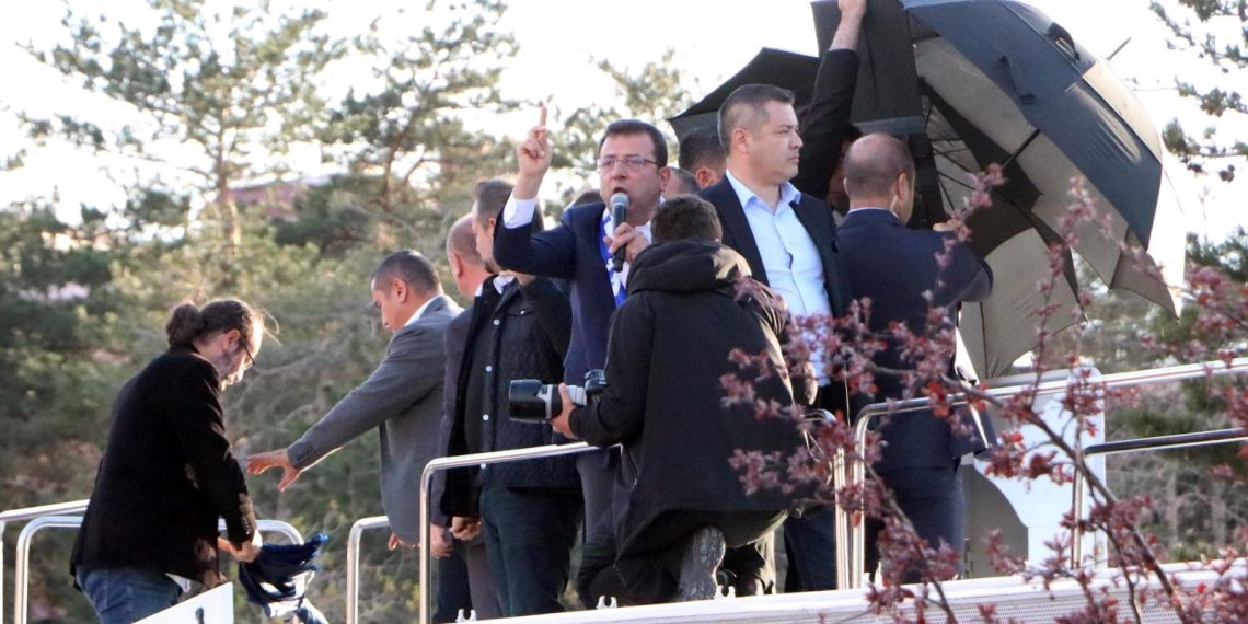 Ekrem İmamoğlu’na taşlı taarruz davasında birinci duruşma: “Cebimdeki eriği attım”