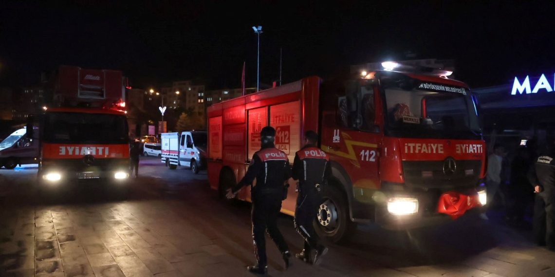 Erzurum’da bir kafede patlama sonucu hasar oluştu