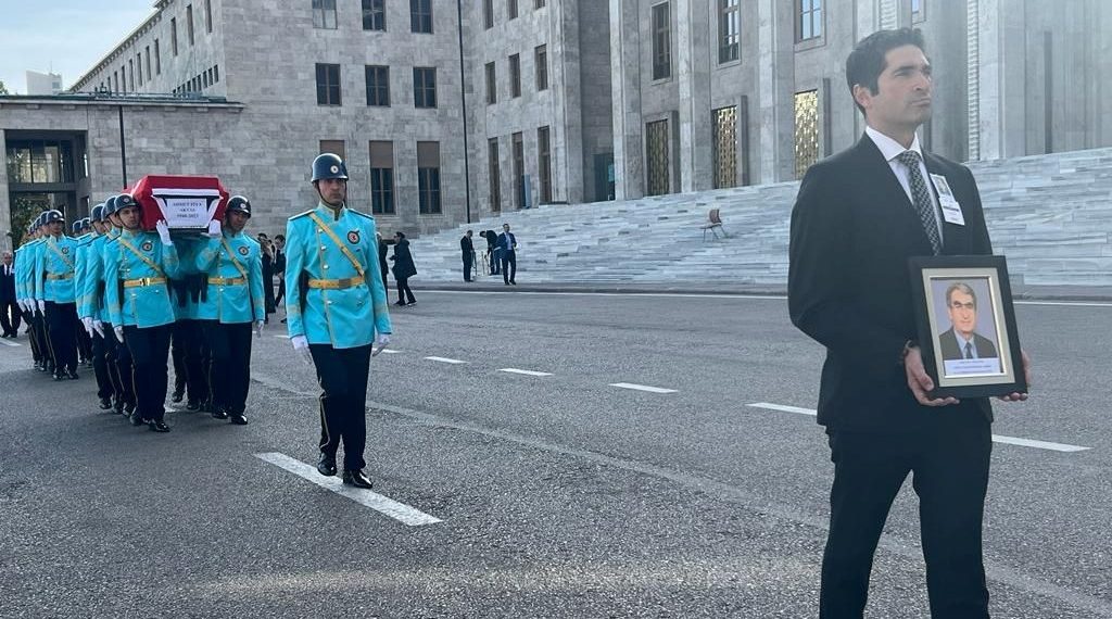 Eski bakan Ahmet Ziya Aktaş için TBMM’de cenaze merasimi