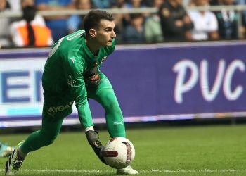 Fenerbahçe, deplasmanlarda gol yemiyor