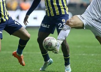 Fenerbahçe ile Adana Demirspor ligde 39. randevuda