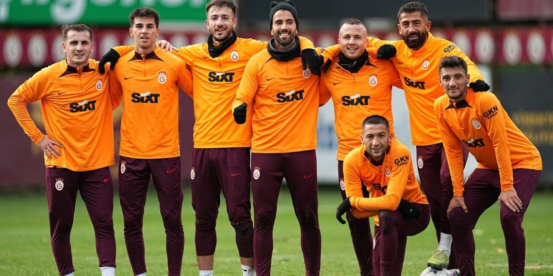 Galatasaray’da Manchester United mesaisi başladı