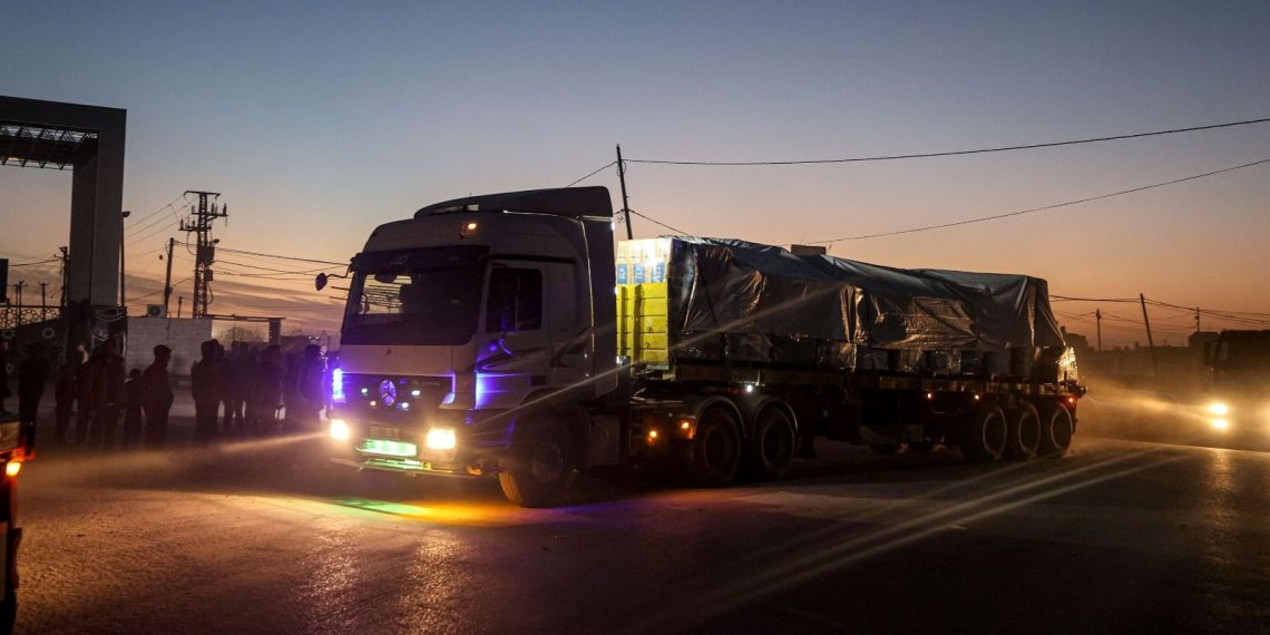 Gazze’de 49 gün sonra birinci kere kuzeye yardım gereci ulaştı