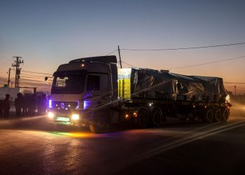 Gazze’de 49 gün sonra birinci kere kuzeye yardım gereci ulaştı