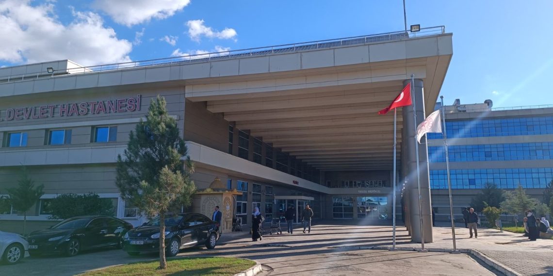 Hastanede kayıt dışı estetik ameliyatı yapanlara gözaltı