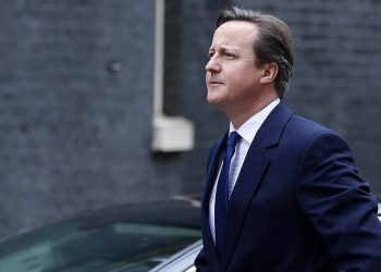 İngiltere’de 7 yıldır siyasetin dışında kalan eski Başbakan Cameron, yeni Dışişleri Bakanı oldu