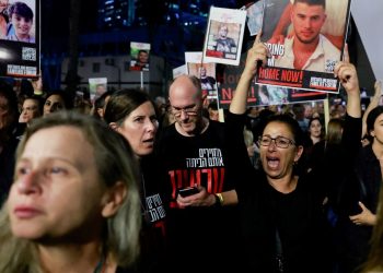 İsrail gazetesi: Esir yakınları, Savaş Kabinesi ile toplantıyı terk etti