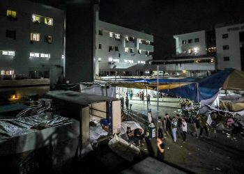 İsrail Gazze’deki Şifa Hastanesi’ne girdi: Rehine izine rastlanılmadı