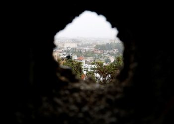 İsrail güçleri Cenin’de 2 hastaneyi kuşattı