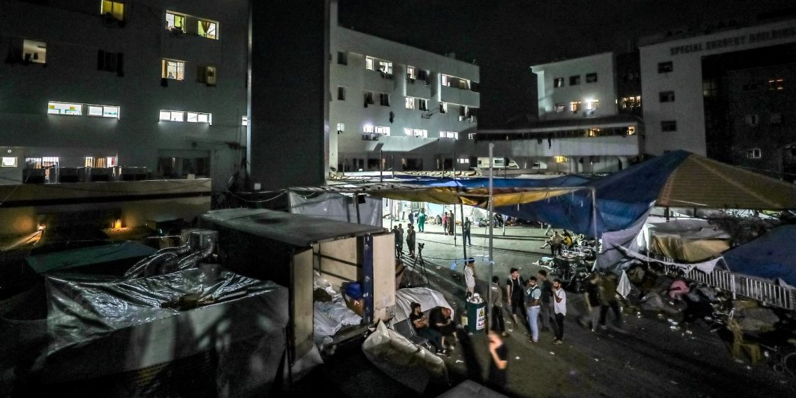 İsrail ordusu, Gazze’deki Şifa Hastanesi’ne operasyon başlattı