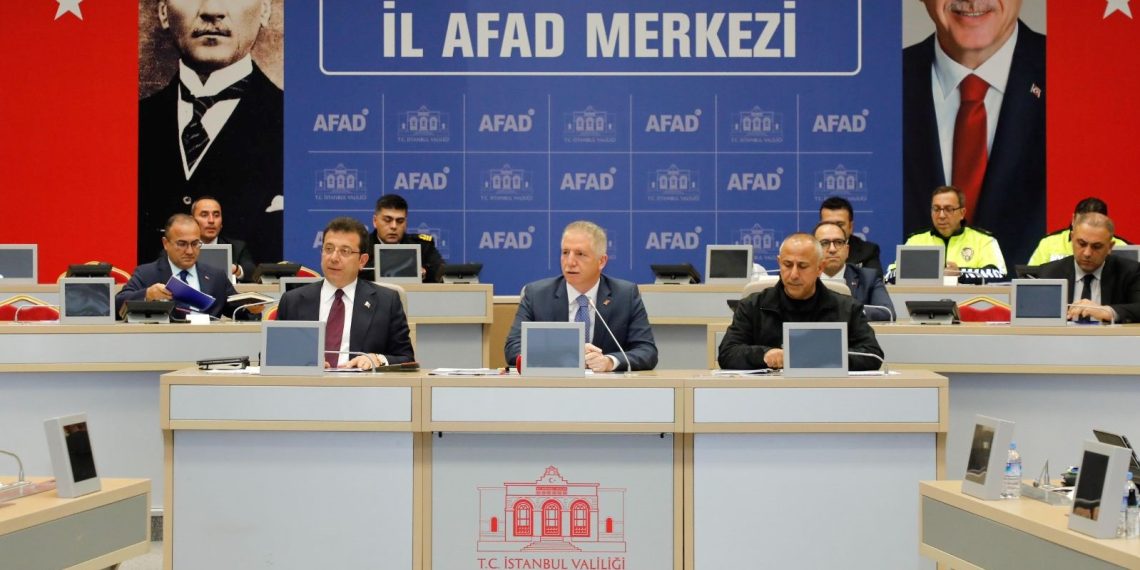 İstanbul’da kar önlemleri: Kış lastiği mecburiliği öne çekildi