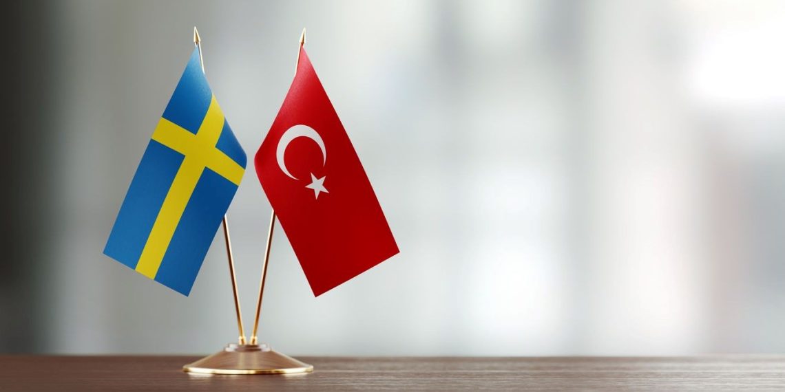 İsveç’in NATO üyeliği TBMM Dışişleri Komisyonu’nda ertelendi