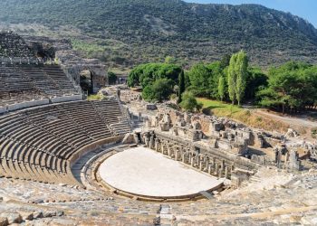 Kahramanmaraş sarsıntılarında 2 bine yakın tarihi eser ziyan gördü