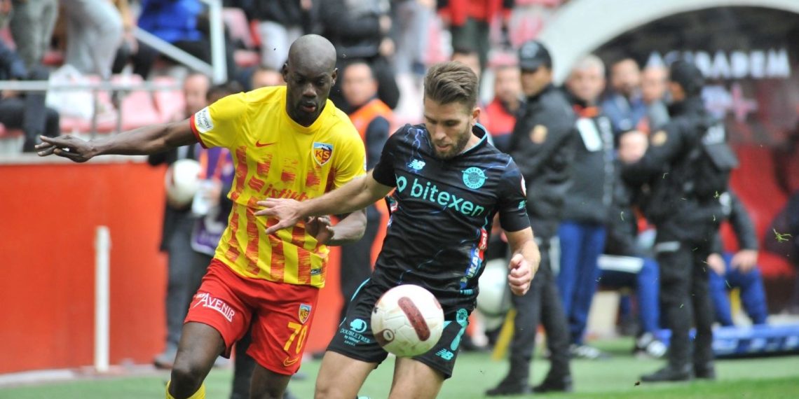 Kayserispor ve Adana Demirspor bir puana razı oldu